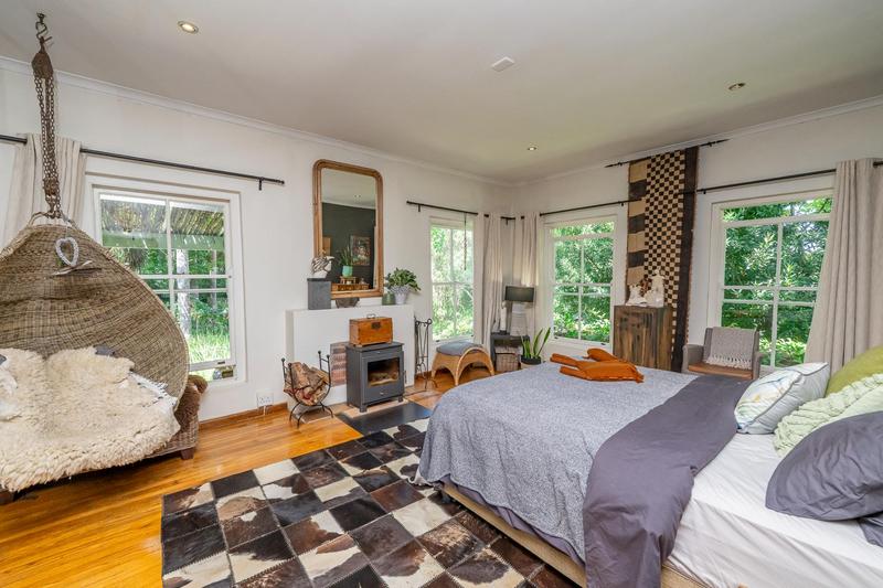 7 Bedroom Property for Sale in Somerset West Western Cape
